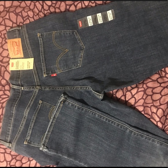 Jeans - Picture 2 of 3